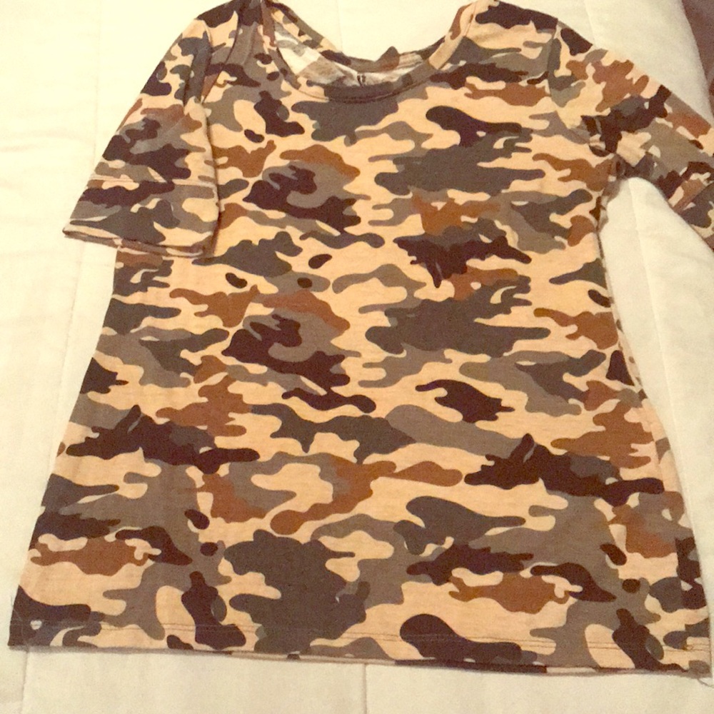 Casual camo t-shirt